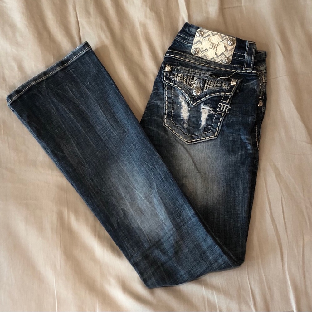 Buckle Jeans